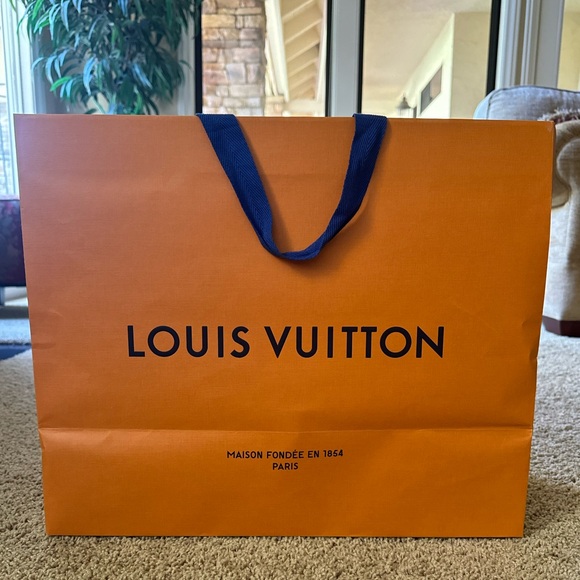 Louis Vuitton Handbags - AUTHENTIC LARGE LOUIS VUITTON GIFT BAG 19.25”L x 9”W x 16.25”H
